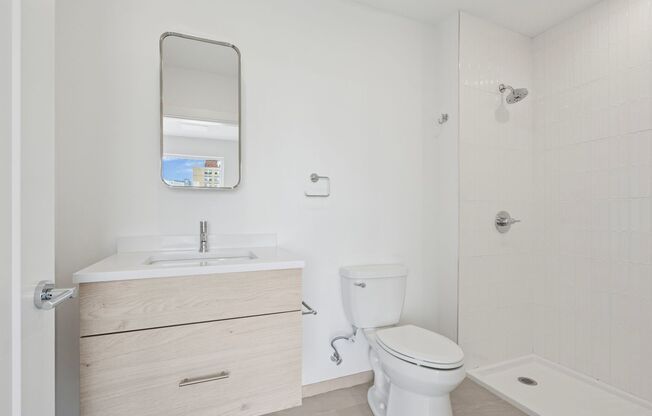 2 beds, 2 baths, 806 sqft, $2,365, Unit Unit 617