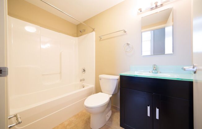 2 beds, 2 baths, 1,167 sqft, $1,930, Unit 109