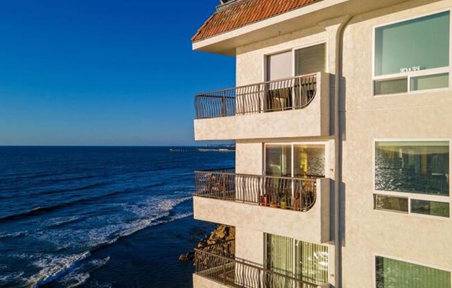 3 beds, 3 baths, $7,000, Unit UNIT 304