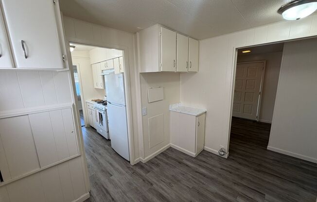 2 beds, 2 baths, 1,100 sqft, $3,650, Unit 013