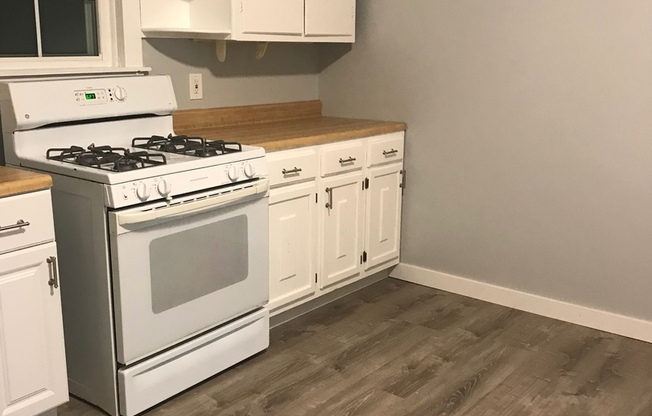 109 Kenova - 3 bedroom Single Family Home