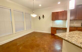 3 beds, 3.5 baths, $1,895, Unit #1703