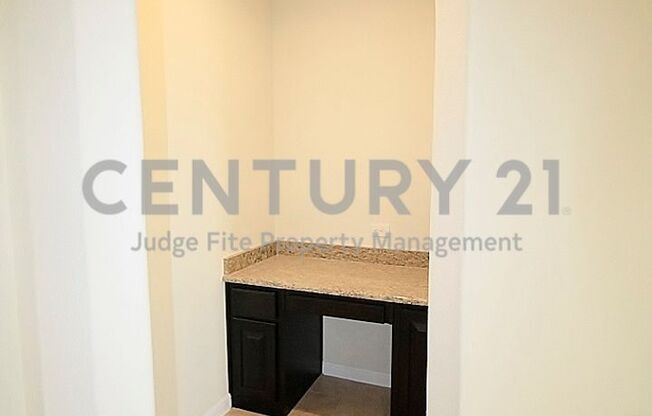 Beautiful 4/2/2 Home in Denton For Rent!