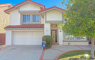 Spacious Rancho Peñasquitos Pool Home with Vaulted Ceilings & Swimming Pool