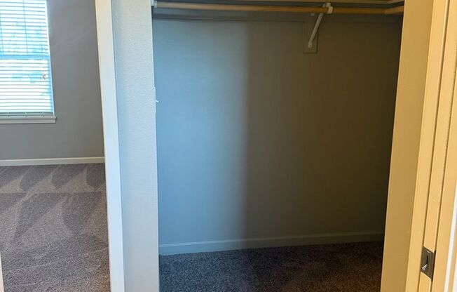 2 beds, 2 baths, $1,725, Unit 136