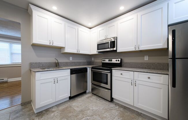 1 bed, 1 bath, 615 sqft, $2,150, Unit 1H