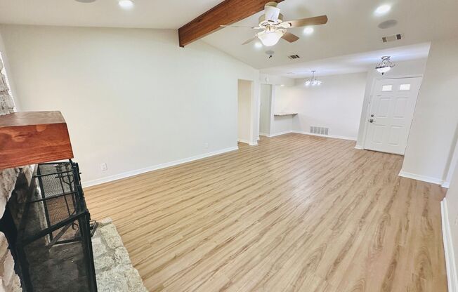 MOVE IN SPECIAL!!! - Updated 3-Bed Home with Granite Kitchen & Private Backyard in Round Rock