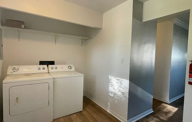 3 beds, 1 bath, $1,460