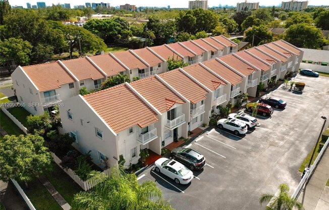 2050 NE 140 ST