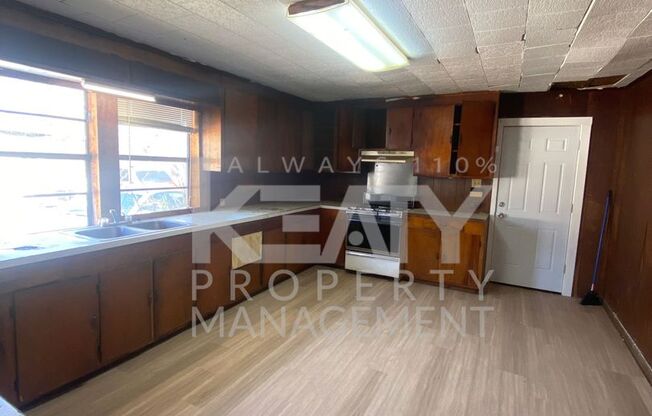 3 bedroom, 2 bathroom home available in New Iberia!
