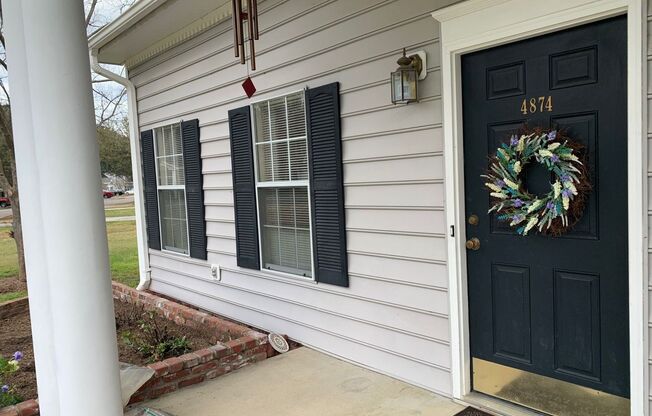 Three bedroom two bath duplex in Wescott Plantation