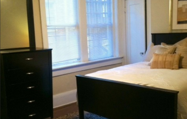 2 beds, 2 baths, 1,138 sqft, $2,650, Unit 942-06