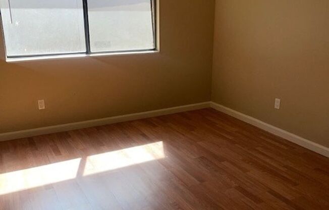 1 bed, 1 bath, 650 sqft, $1,295, Unit 2