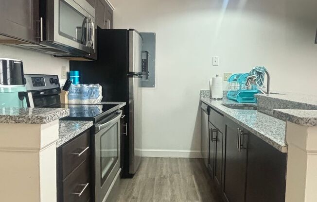 1 bed, 1 bath, 600 sqft, $1,599, Unit 220
