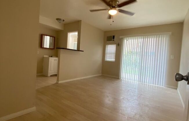 2 beds, 2 baths, $2,400, Unit 01