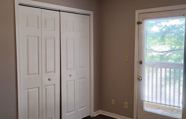 1 bed, 1 bath, 530 sqft, $825, Unit 360 AA14