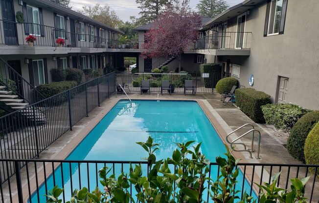 2 beds, 1.5 baths, 946 sqft, $3,150, Unit Unit 07