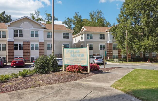 1 bed, 1 bath, 708 sqft, $950, Unit 902-207