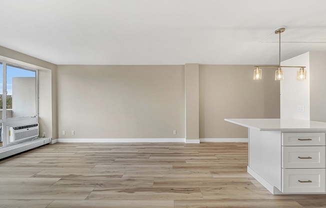 1 bed, 1 bath, 502 sqft, $3,400, Unit 709