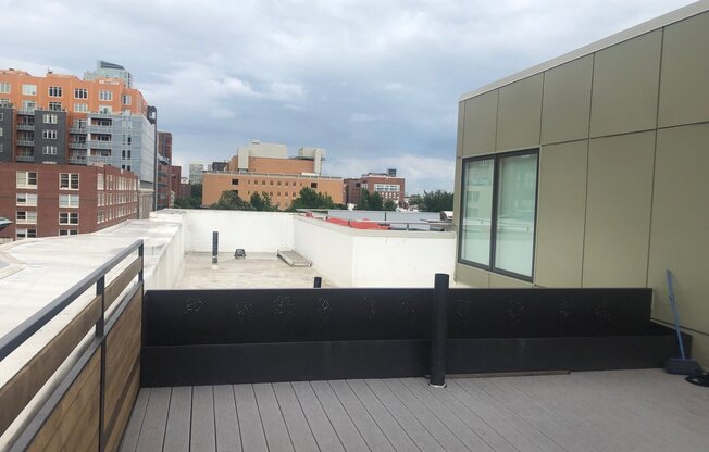 2 beds, 2 baths, 700 sqft, $3,495, Unit 605