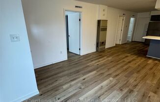 2 beds, 1 bath, $1,275, Unit Downstairs