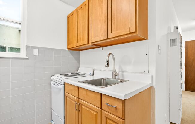 1255 8th Avenue (437r)