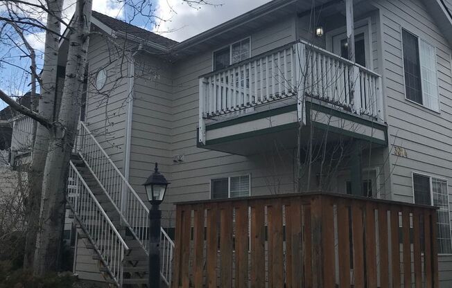 2 Bedroom 2 Bath Centrally Located Condo