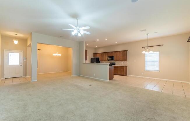 105 GLN EAGLES DR