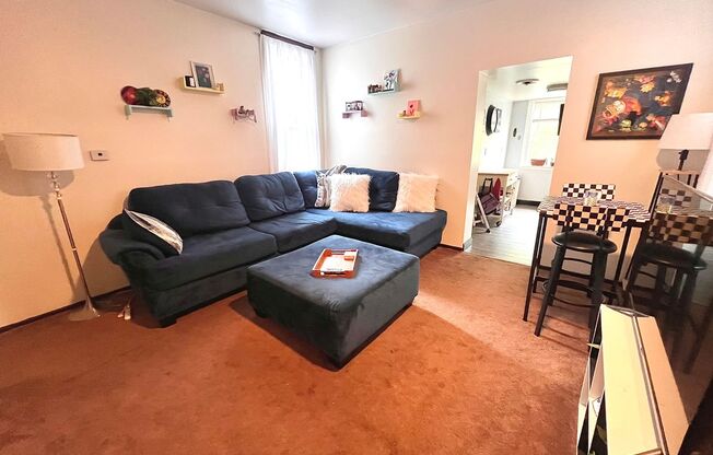 332 Lehigh Avenue (Full Service)