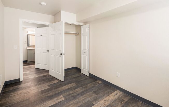 2 beds, 2 baths, 720 sqft, $1,695, Unit 209