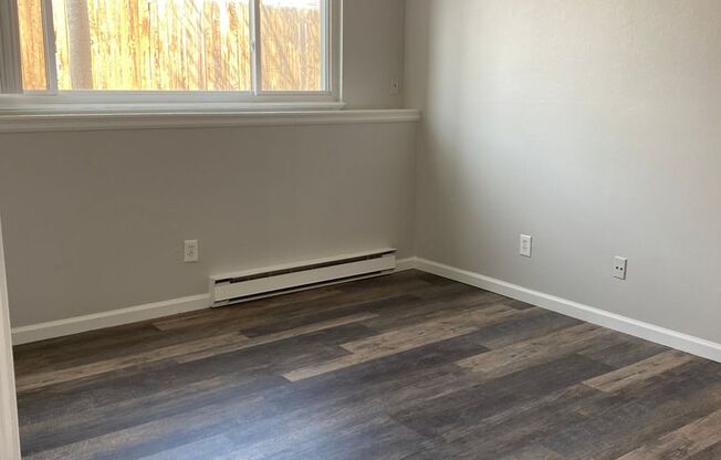 2 beds, 1 bath, 800 sqft, $1,895, Unit 1025-204