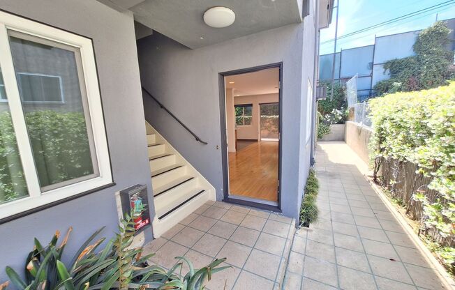 1515 S. Beverly Glen Blvd