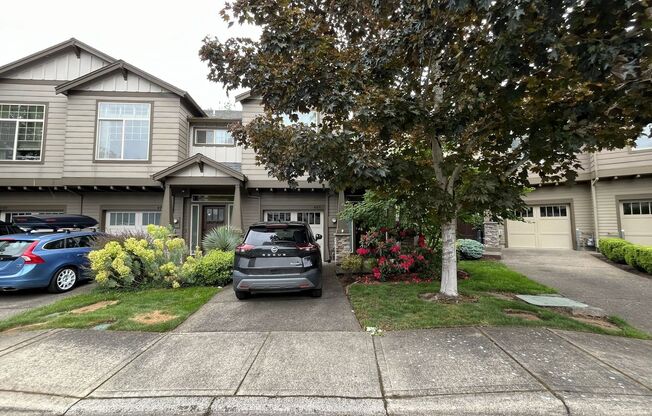 Beautiful 1,479 Sq Ft Bethany Home with 3 Bedrooms, 2.5 Bathrooms, and Bright Open Living Spaces