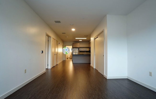 2 beds, 2 baths, 1,000 sqft, $4,220, Unit 301