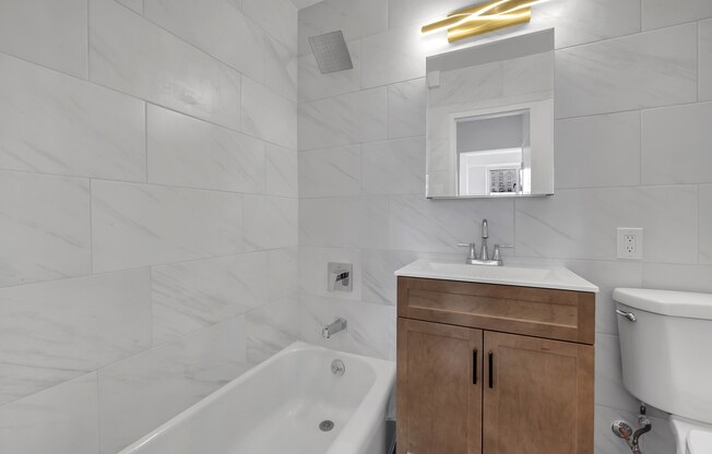 1 bed, 1 bath, 579 sqft, $3,800, Unit 14E