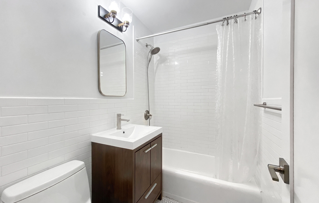 1 bed, 1 bath, 808 sqft, $4,750, Unit 3B
