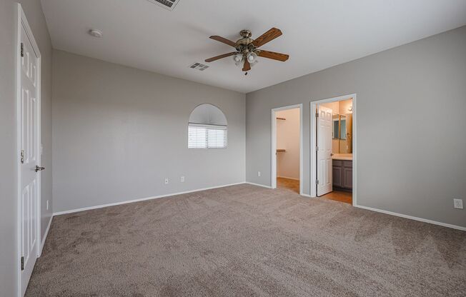 4 bed, 3.5 bath house in Stetson Valley, Phoenix