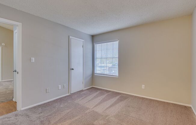 2 beds, 2 baths, 1,100 sqft, $1,200, Unit 1401
