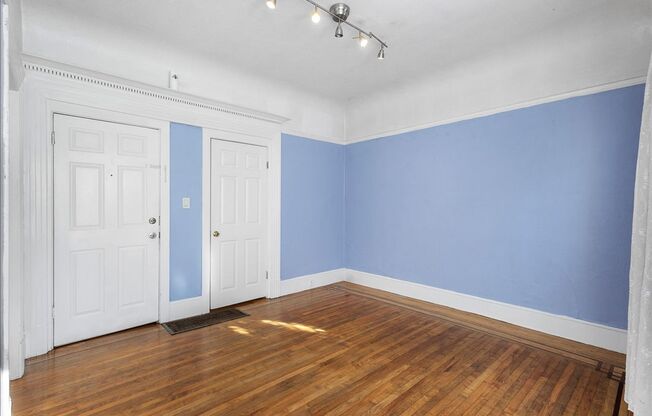 1539 Central Ave #A - Studio | 1 bath | Lower unit