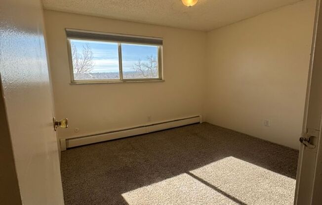 3 beds, 2 baths, 1,034 sqft, $1,875, Unit D-301