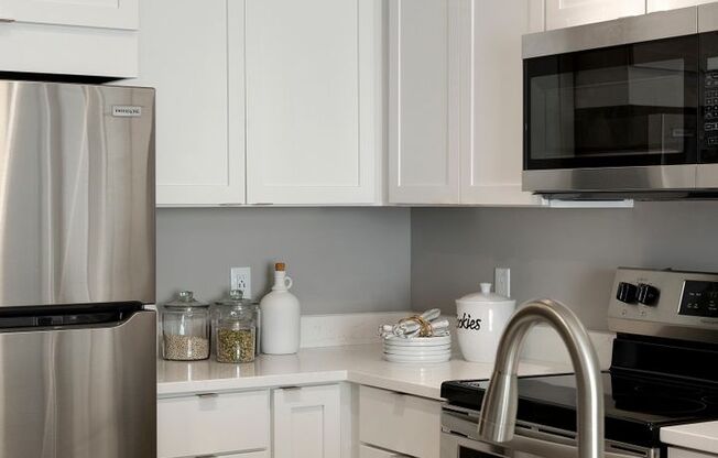 1 bed, 1 bath, 550 sqft, $1,525, Unit 311