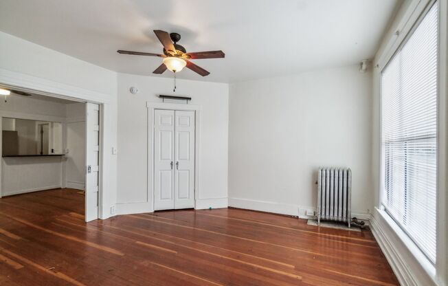 1 bed, 1 bath, 580 sqft, $1,250, Unit 102