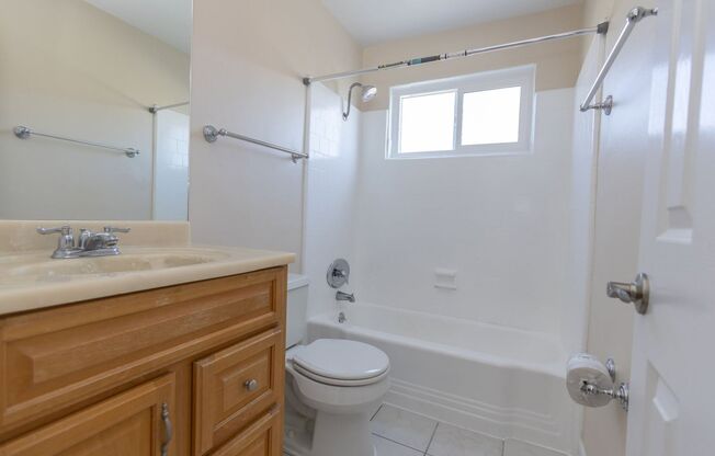 1 bed, 1 bath, 578 sqft, $2,150, Unit 36