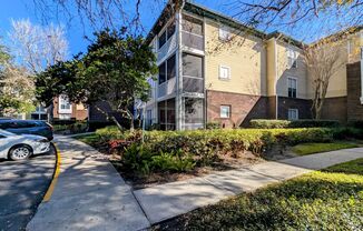1 Bed/1 Bath, 738 Sqft - 10024 Strafford Oak Ct #815 Tampa, FL 33624