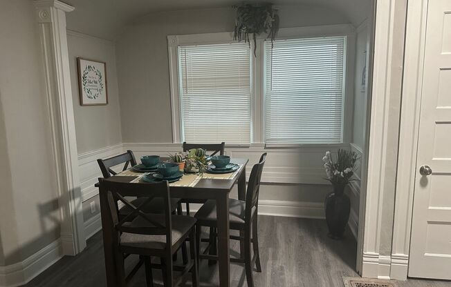 Walking distance to U of L and Bellarmine Campus