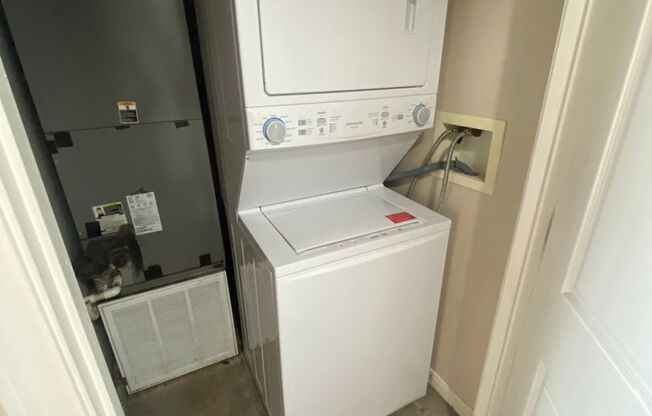 2 beds, 2 baths, 1,300 sqft, $1,325, Unit 506