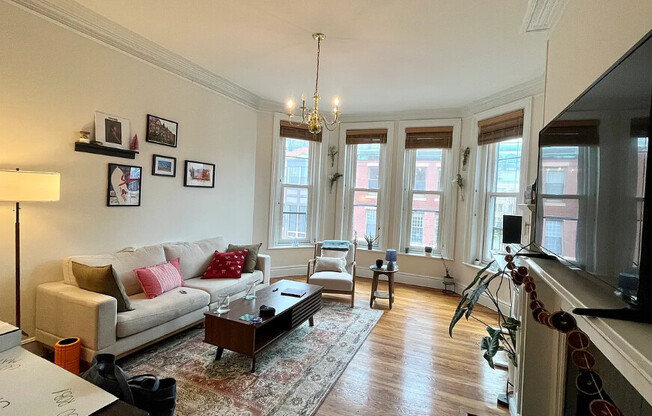 206 Commonwealth Ave.