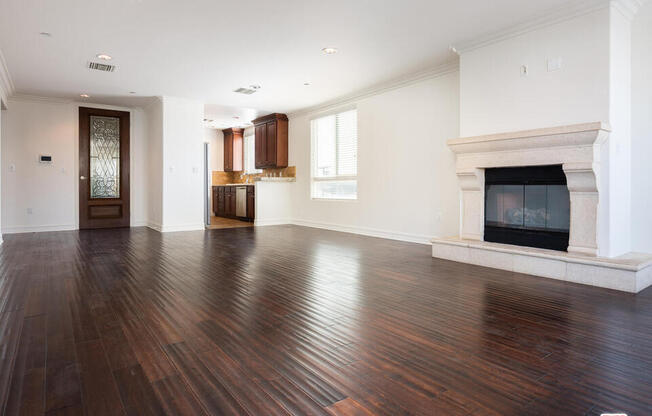 124 N Orlando Ave Apt 201