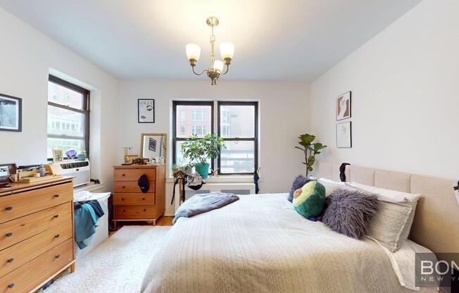 1 bed, 1 bath, $5,495, Unit 2B