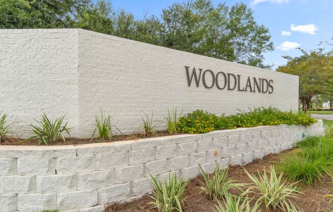 Woodlands 4 bed 2 bath gem !